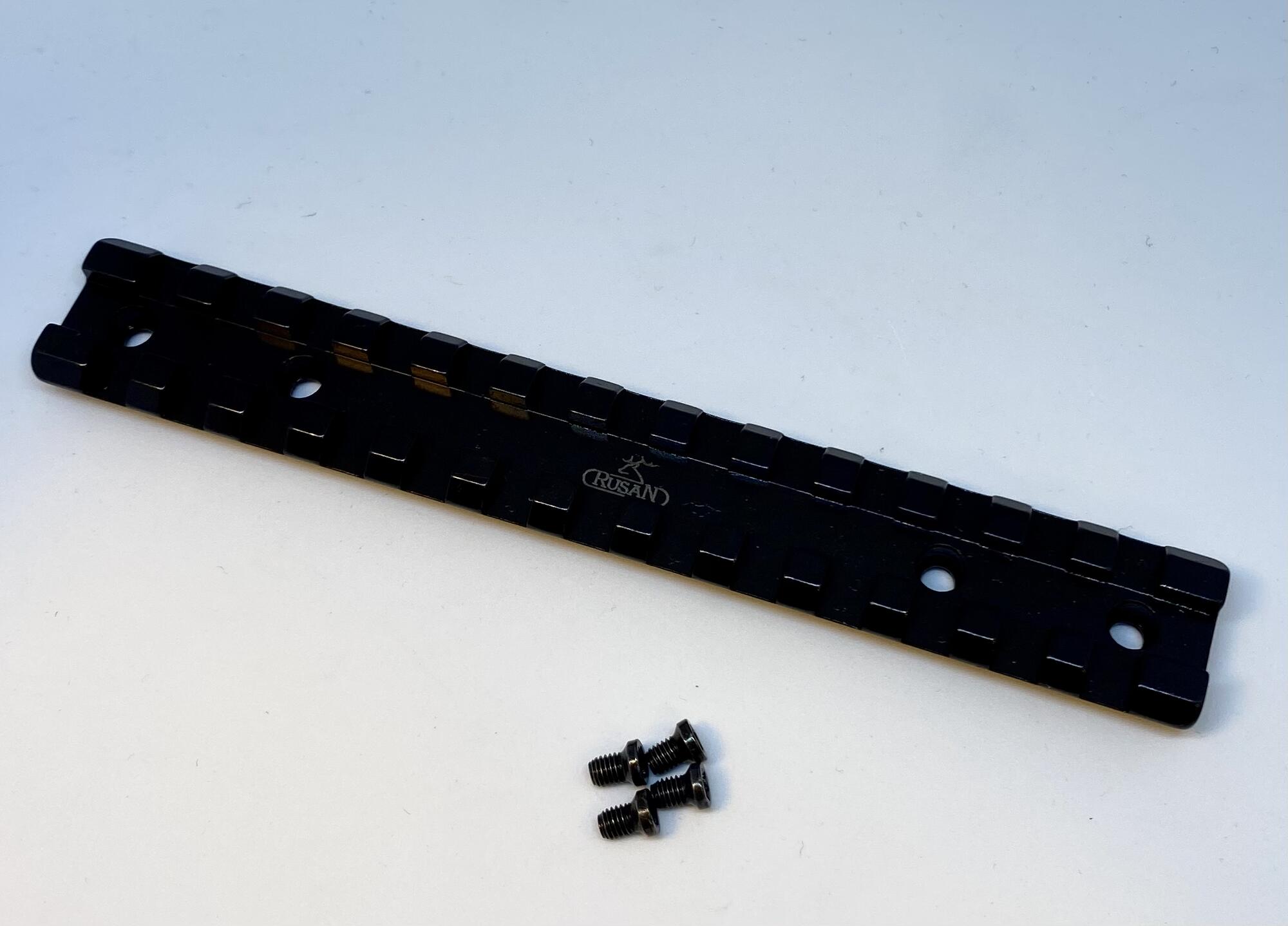 Picatinny skinne - Tikka T3